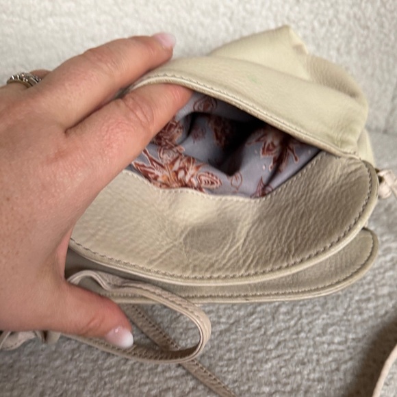 HOBO Cream Leather Crossbody Bag with Fringe - Picture 8 of 9